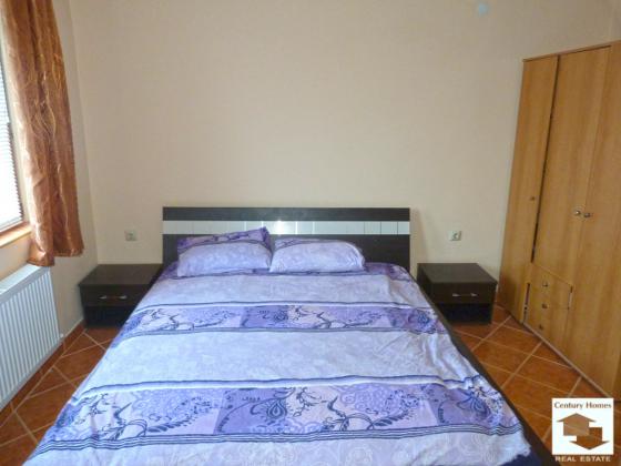 Image No.17-5 Bed House for sale