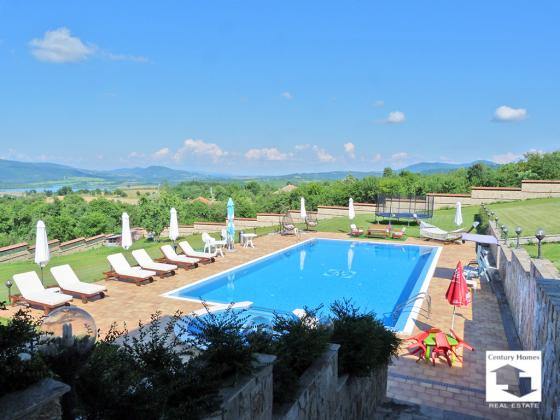 Image No.3-5 Bed House for sale