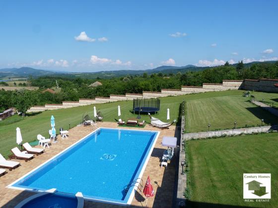 Image No.32-5 Bed House for sale