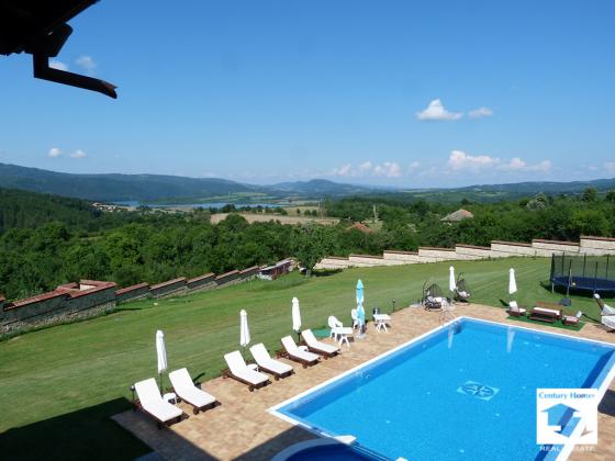 Image No.33-5 Bed House for sale