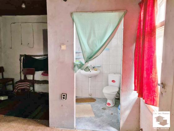 Image No.7-1 Bed House for sale