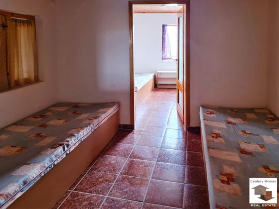 Image No.7-6 Bed House for sale