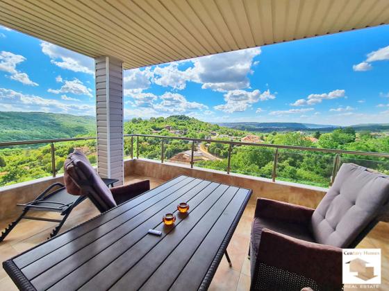 Image No.12-5 Bed House for sale