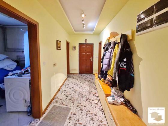 Image No.25-4 Bed House for sale