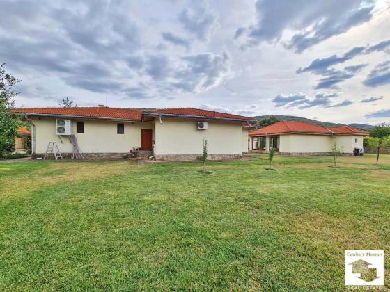 Image No.32-4 Bed House for sale