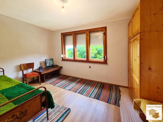 Image No.11-4 Bed House for sale