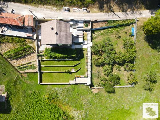 Image No.22-4 Bed House for sale