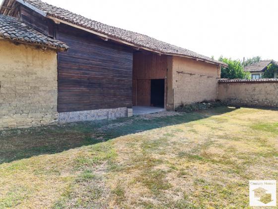 Image No.24-4 Bed House for sale