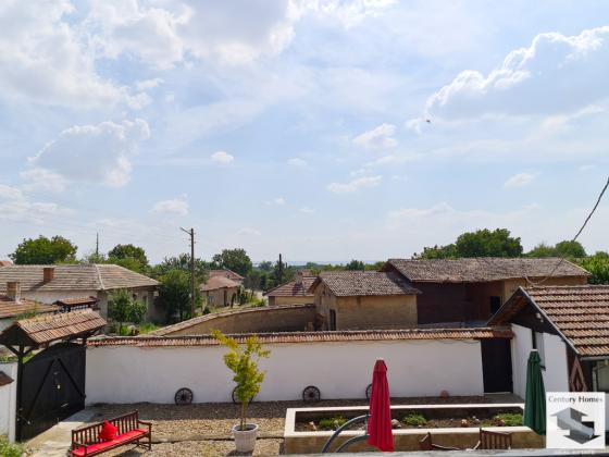 Image No.27-4 Bed House for sale