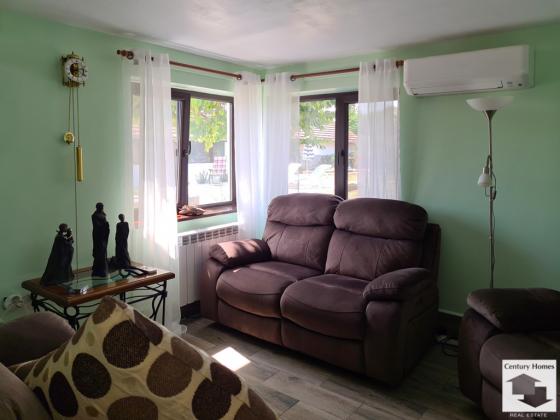 Image No.9-4 Bed House for sale