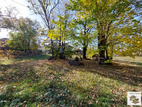 Image No.14-4 Bed House for sale