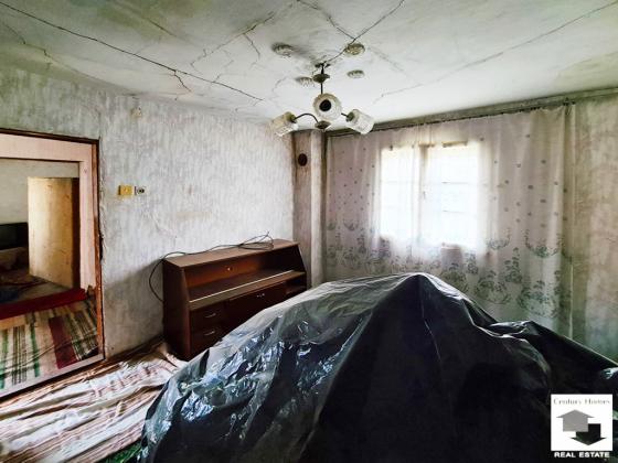 Image No.12-3 Bed House for sale