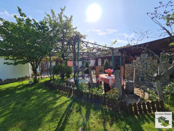 Image No.19-6 Bed House for sale