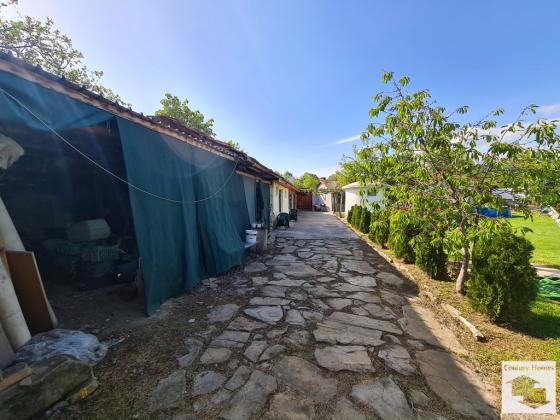 Image No.21-6 Bed House for sale