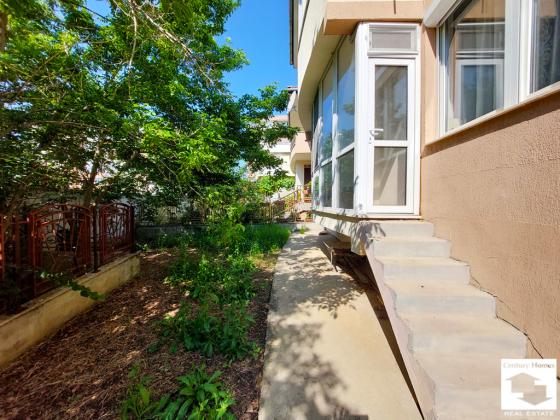 Image No.25-5 Bed House for sale