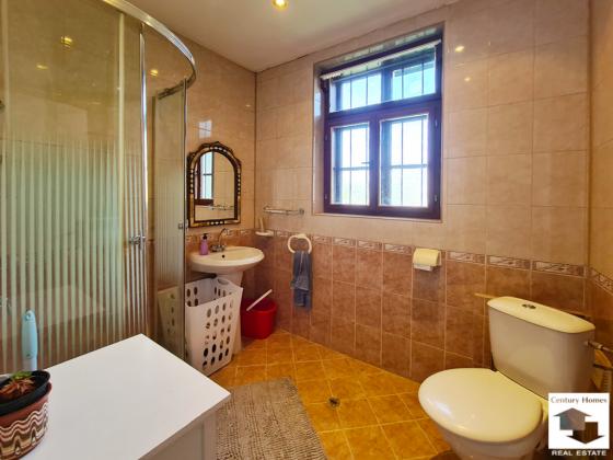 Image No.16-3 Bed House for sale