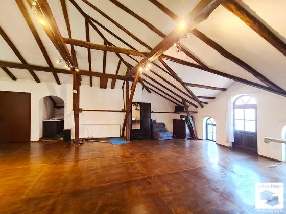 Image No.21-3 Bed House for sale