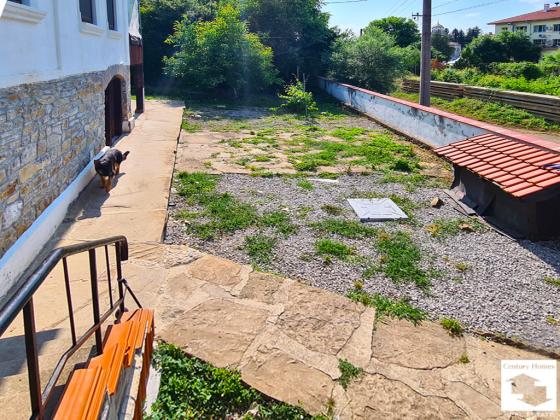 Image No.28-3 Bed House for sale