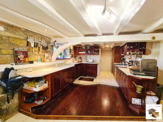 Image No.6-3 Bed House for sale