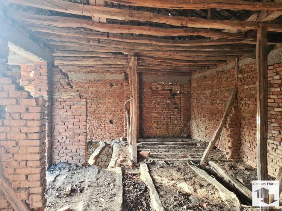 Image No.12-5 Bed House for sale