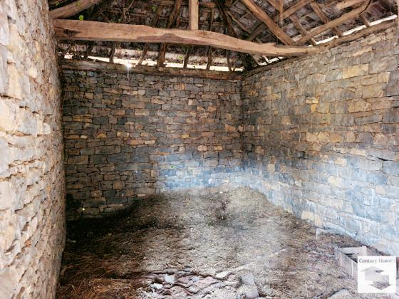 Image No.9-5 Bed House for sale