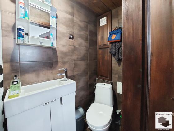 Image No.11-13 Bed House for sale