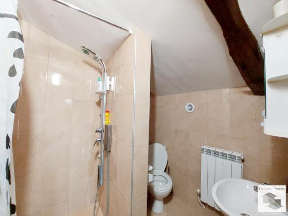 Image No.18-13 Bed House for sale