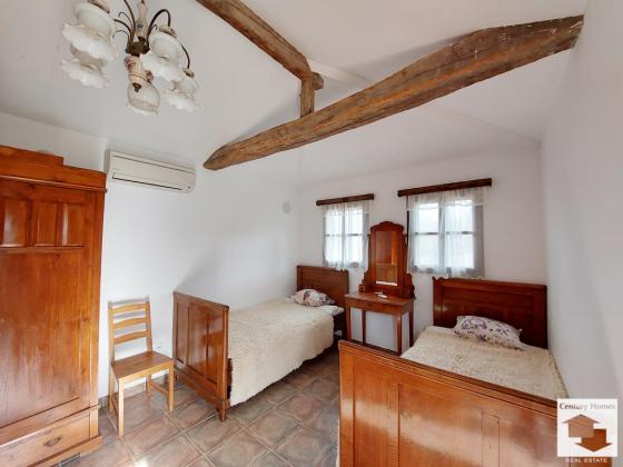 Image No.26-13 Bed House for sale