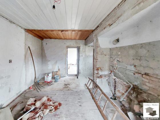 Image No.7-4 Bed House for sale