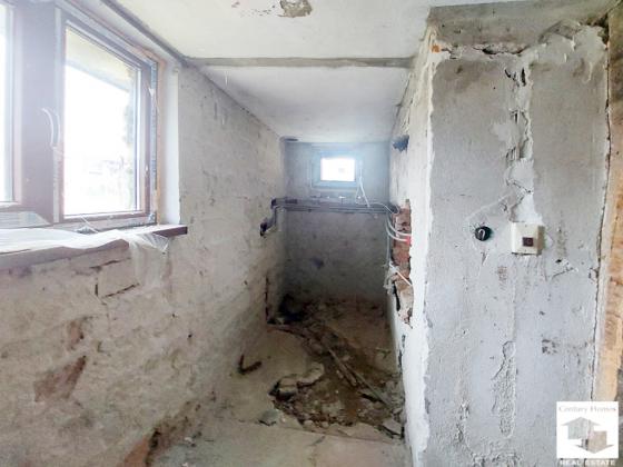 Image No.10-4 Bed House for sale