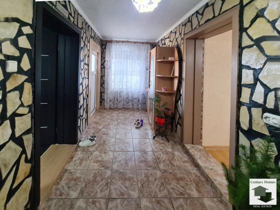 Image No.11-4 Bed House for sale