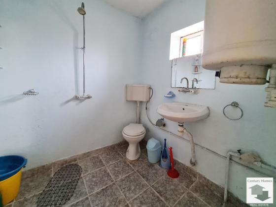 Image No.20-4 Bed House for sale