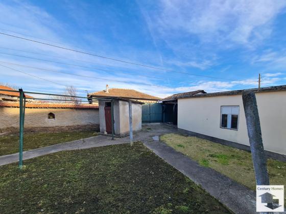 Image No.24-4 Bed House for sale