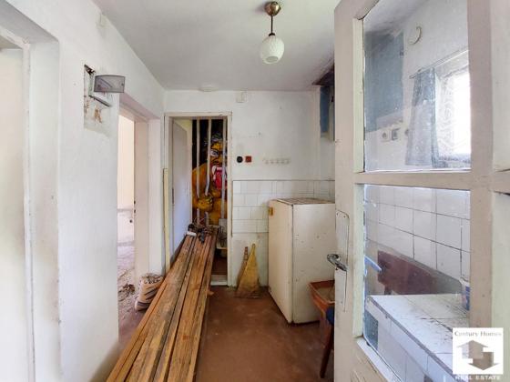 Image No.11-1 Bed House for sale