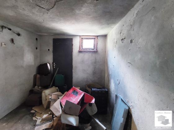 Image No.13-1 Bed House for sale