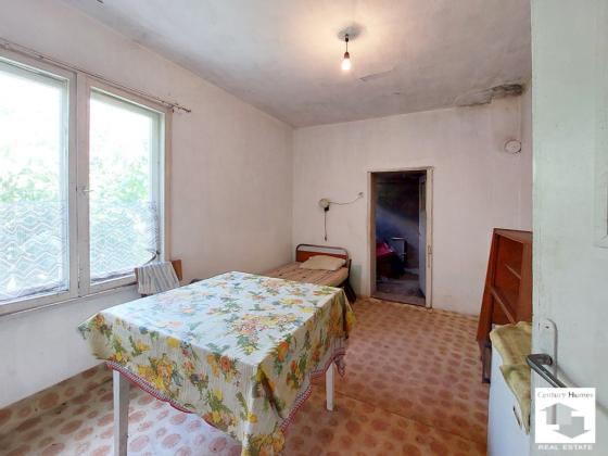 Image No.9-1 Bed House for sale