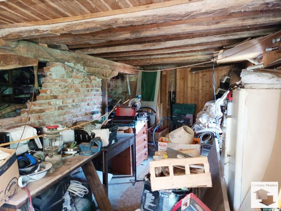 Image No.14-3 Bed House for sale