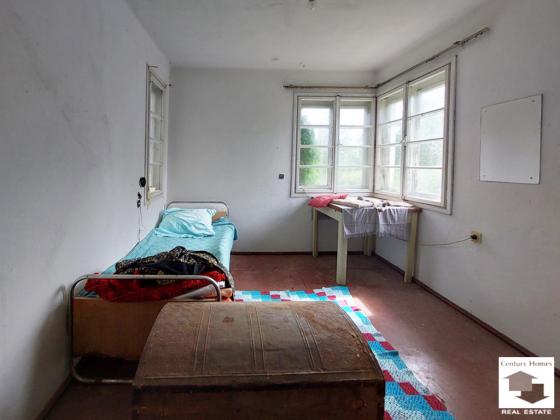 Image No.12-3 Bed House for sale