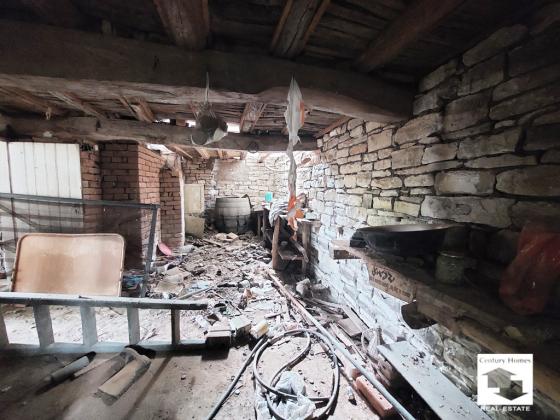 Image No.8-3 Bed House for sale