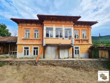 1 - Veliko Tarnovo, House