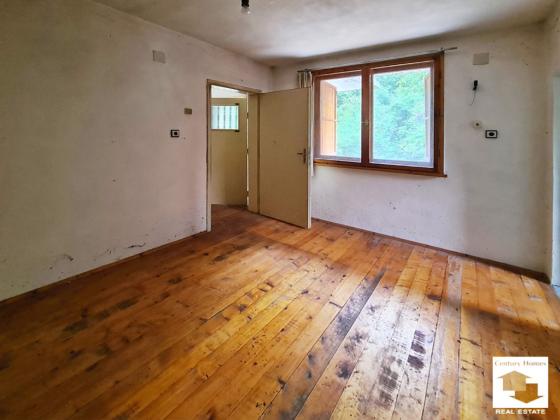 Image No.17-2 Bed House for sale