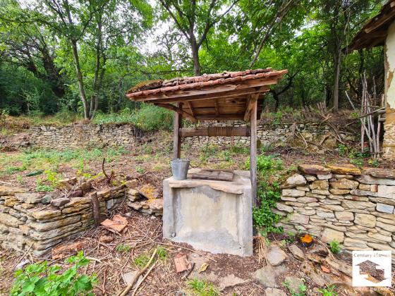 Image No.25-2 Bed House for sale