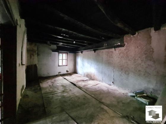 Image No.32-2 Bed House for sale