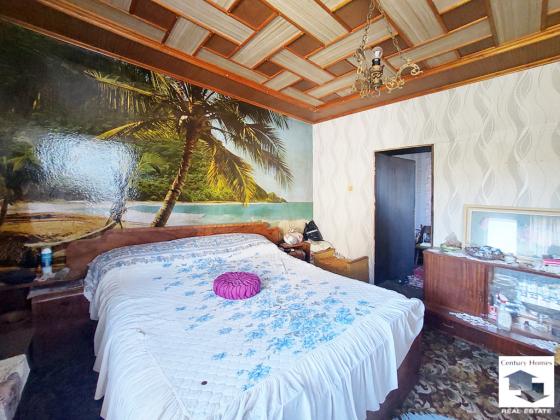 Image No.14-3 Bed House for sale