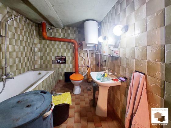 Image No.21-3 Bed House for sale