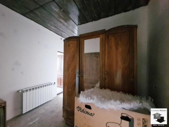 Image No.14-4 Bed House for sale