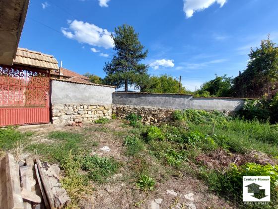 Image No.17-2 Bed House for sale