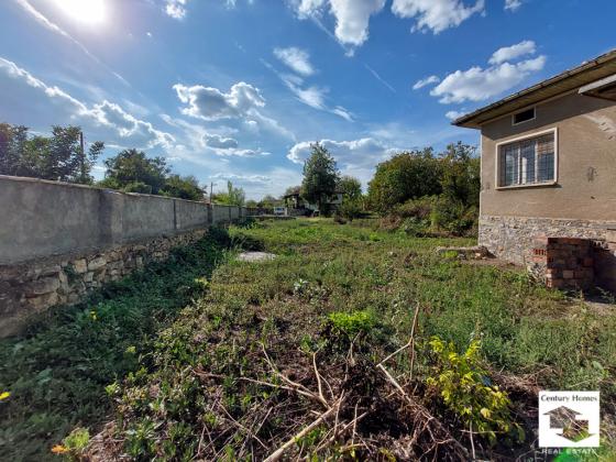 Image No.18-2 Bed House for sale