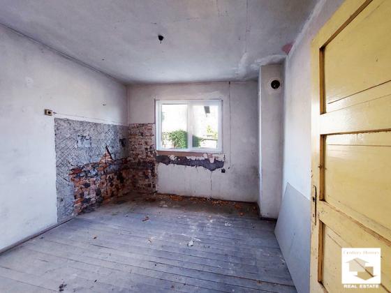 Image No.9-2 Bed House for sale