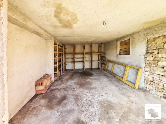 Image No.21-2 Bed House for sale